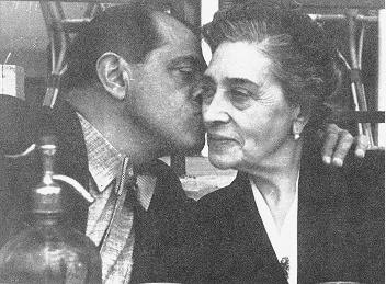 Buñuel com a mãe