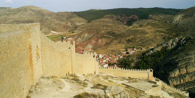 Muralha de Albarracin em Turuel, Espanha